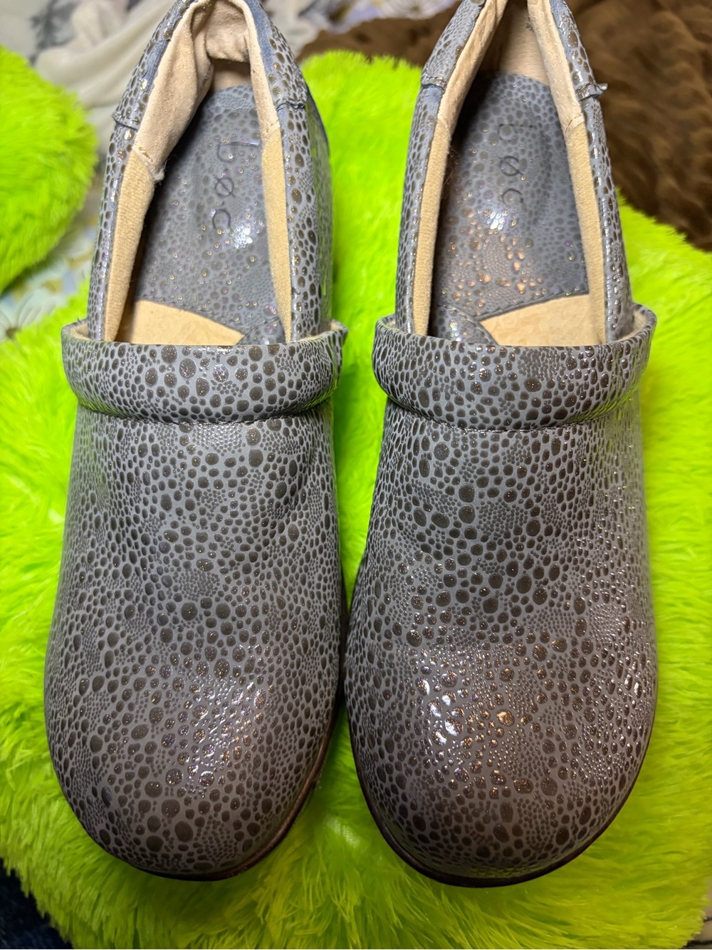 boc Gray Textured Slip-On Clogs